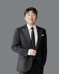 龙绎文律师